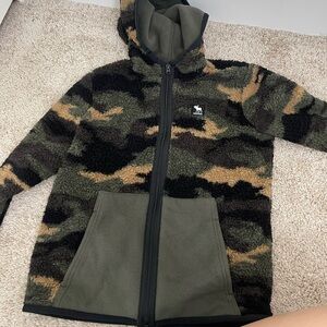 Abercrombie Kids Boys Cozy Camouflage  Fleece Zip Front Hooded Jacket